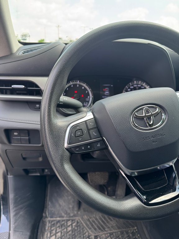 Toyota Highlander LE AWD Sièges Chauffants 2020 à Terrebonne, Québec - 12 - w1024h768px