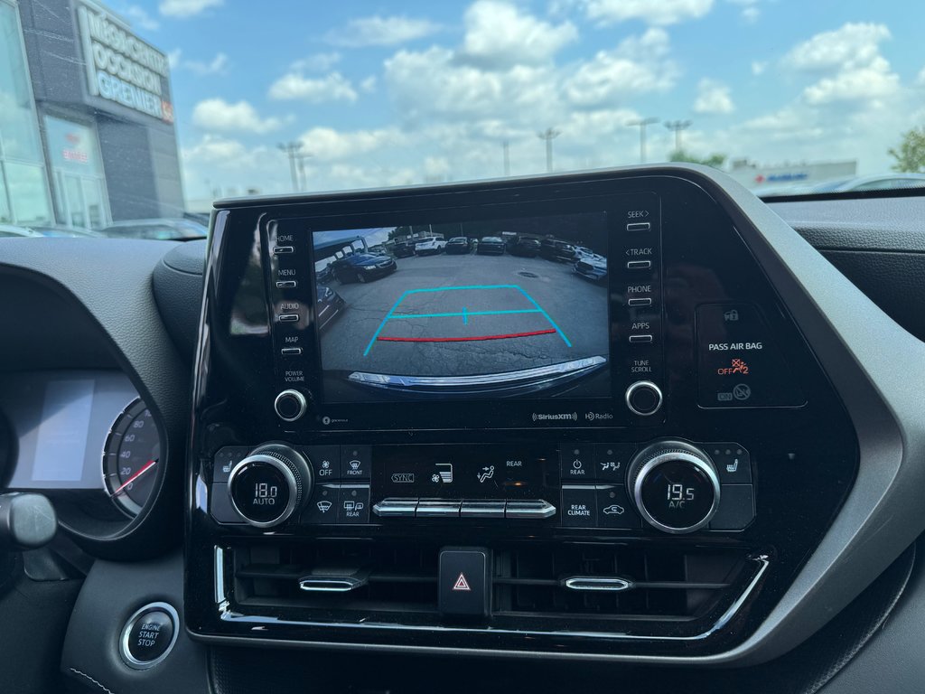 Toyota Highlander LE AWD Sièges Chauffants 2020 à Terrebonne, Québec - 18 - w1024h768px