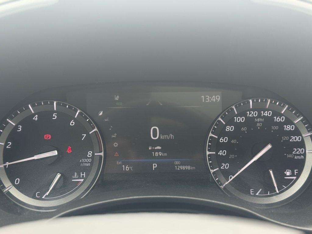 2021 Toyota Highlander XLE Night Package Toit Cuir in Terrebonne, Quebec - 13 - w1024h768px