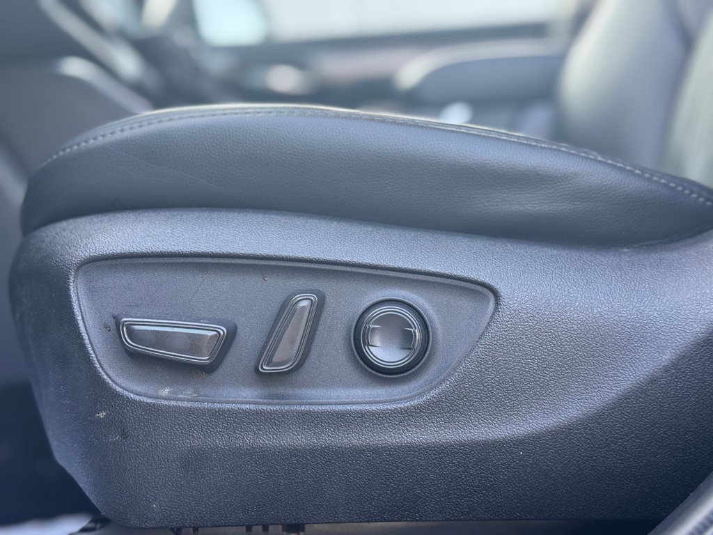 Toyota Highlander Hybrid Limited 2021 à Terrebonne, Québec - 9 - w1024h768px