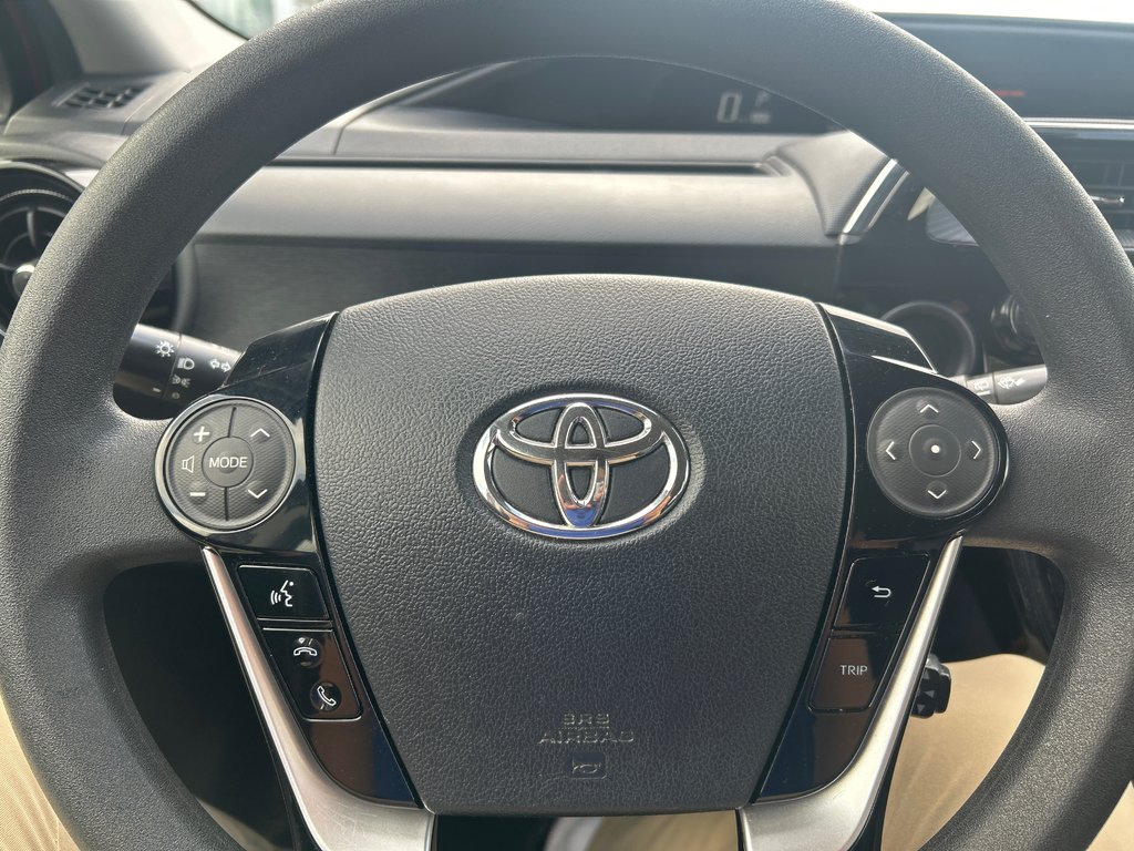 2019 Toyota Prius C HYBRIDE, BAS KM,ECONOMIE in Boucherville, Quebec - 16 - w1024h768px