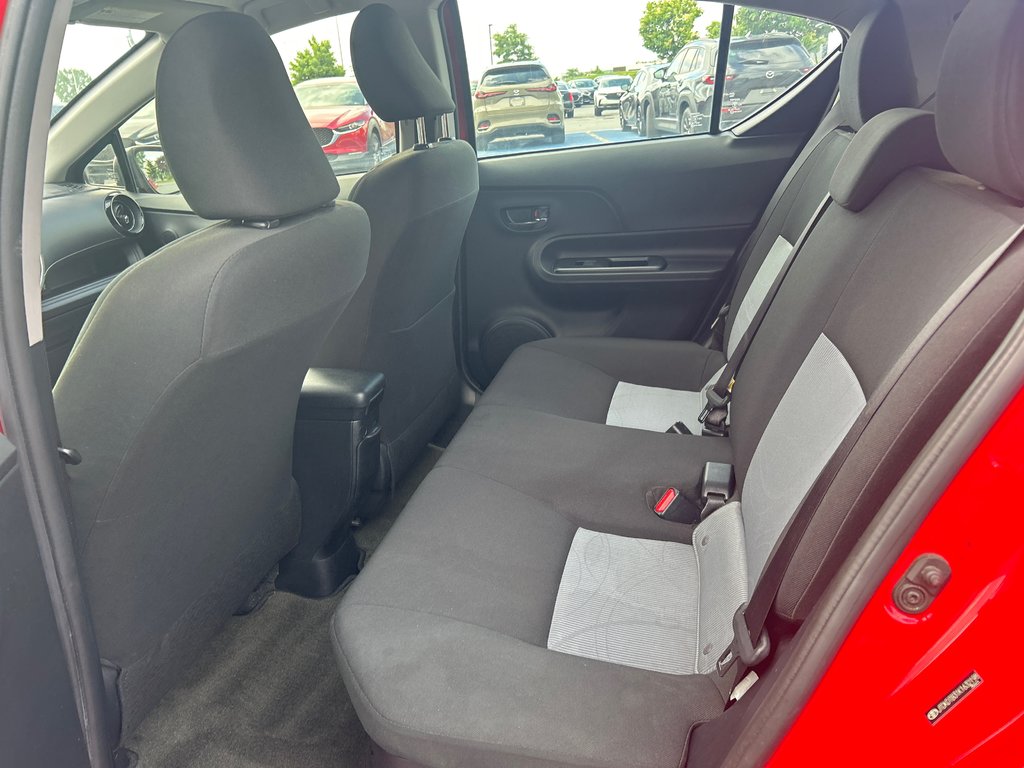 2019 Toyota Prius C HYBRIDE, BAS KM,ECONOMIE in Boucherville, Quebec - 14 - w1024h768px