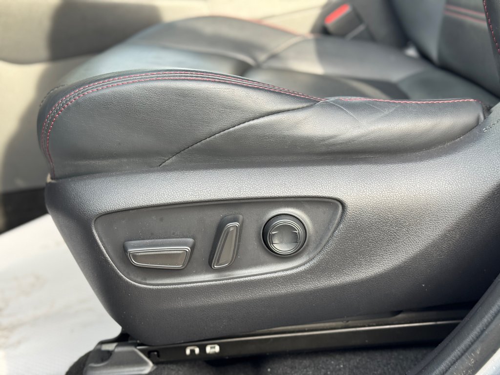 Toyota RAV4 Prime XSE SPORT Plug in Hybrid AWD 2024 à Terrebonne, Québec - 9 - w1024h768px