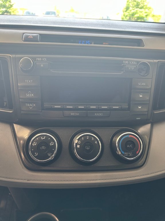 2013 Toyota RAV4 LE in Boucherville, Quebec - 17 - w1024h768px