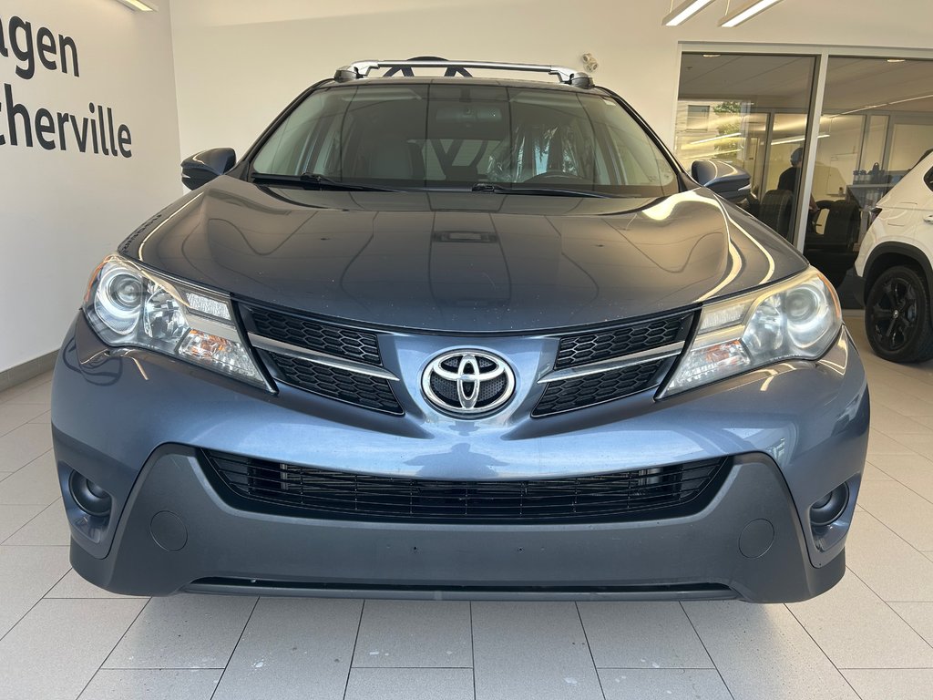 2013 Toyota RAV4 LE in Boucherville, Quebec - 3 - w1024h768px