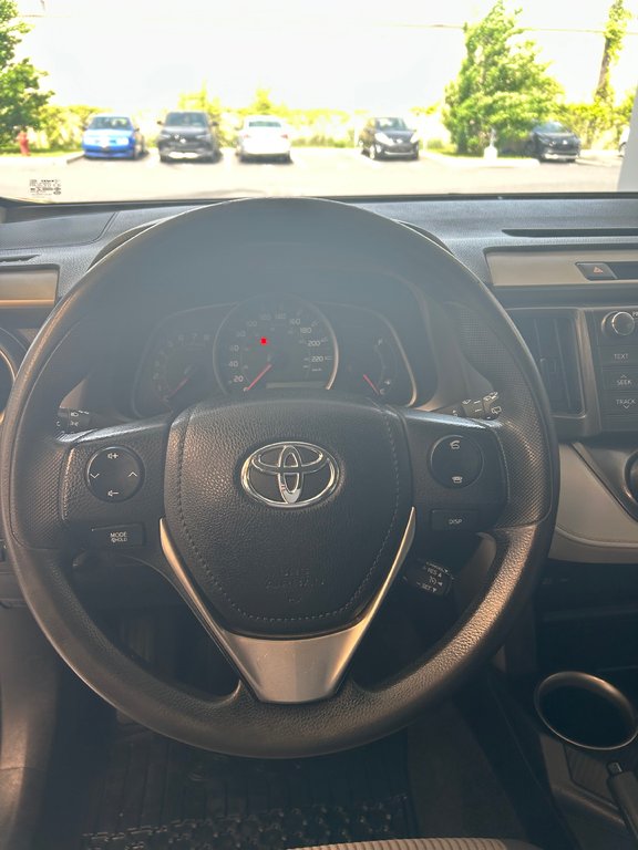 2013 Toyota RAV4 LE in Boucherville, Quebec - 15 - w1024h768px