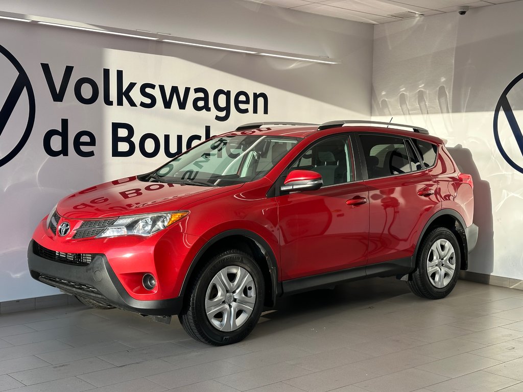 Toyota RAV4 LE 2014 à Boucherville, Québec - 1 - w1024h768px