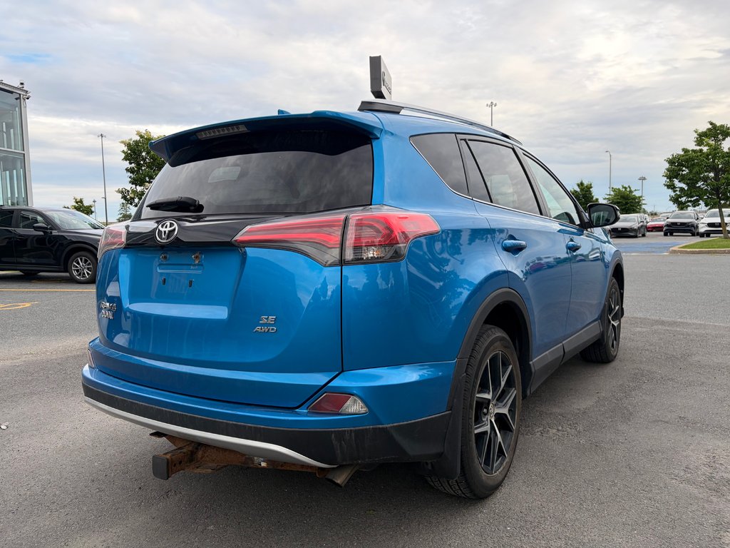 2016 Toyota RAV4 SE AWD JAMAIS ACCIDENTÉ CUIR TOIT in Boucherville, Quebec - 11 - w1024h768px
