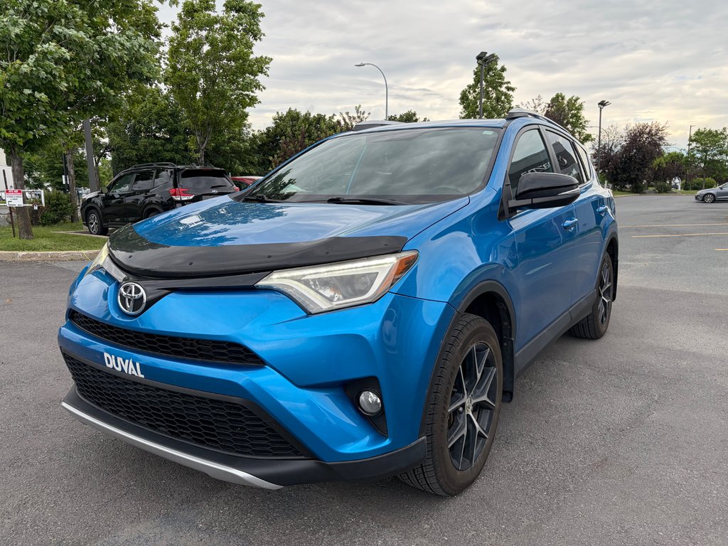 2016 Toyota RAV4 SE AWD JAMAIS ACCIDENTÉ CUIR TOIT in Boucherville, Quebec - 5 - w1024h768px
