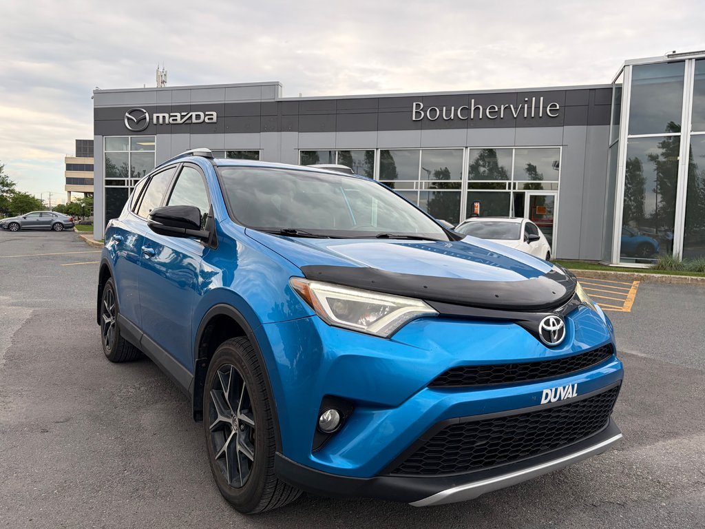 2016 Toyota RAV4 SE AWD JAMAIS ACCIDENTÉ CUIR TOIT in Boucherville, Quebec - 1 - w1024h768px