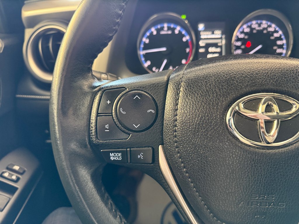 2017 Toyota RAV4 XLE in Boucherville, Quebec - 16 - w1024h768px