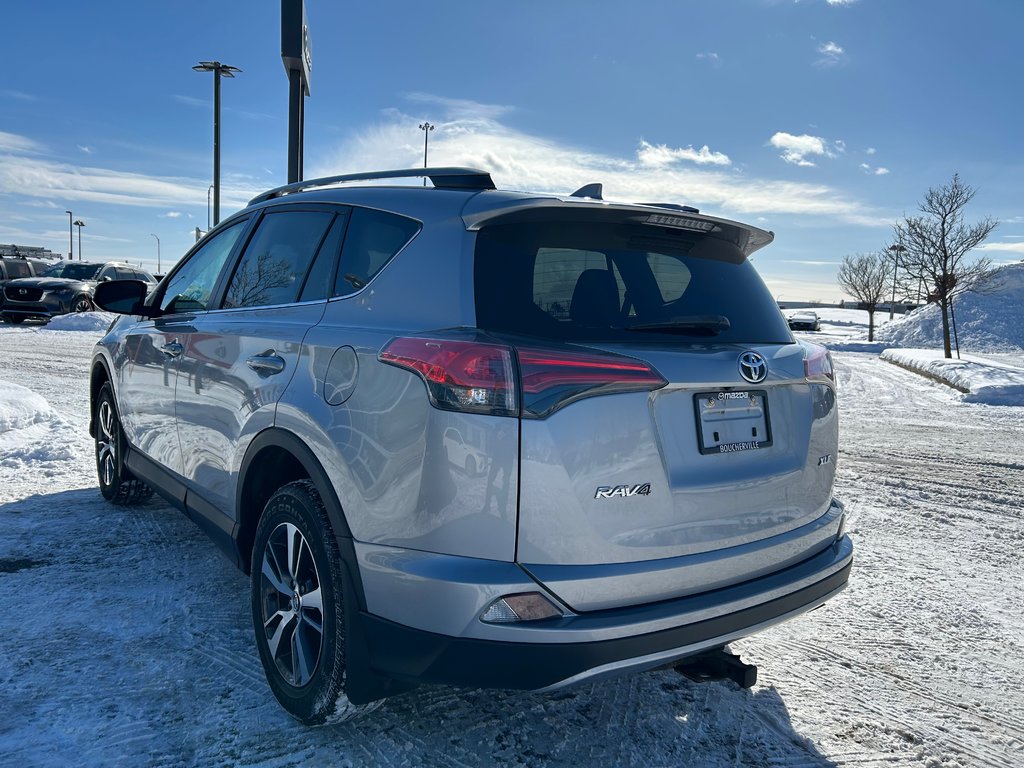 Toyota RAV4 XLE,TRÈS BAS KM 2018 à Boucherville, Québec - 11 - w1024h768px