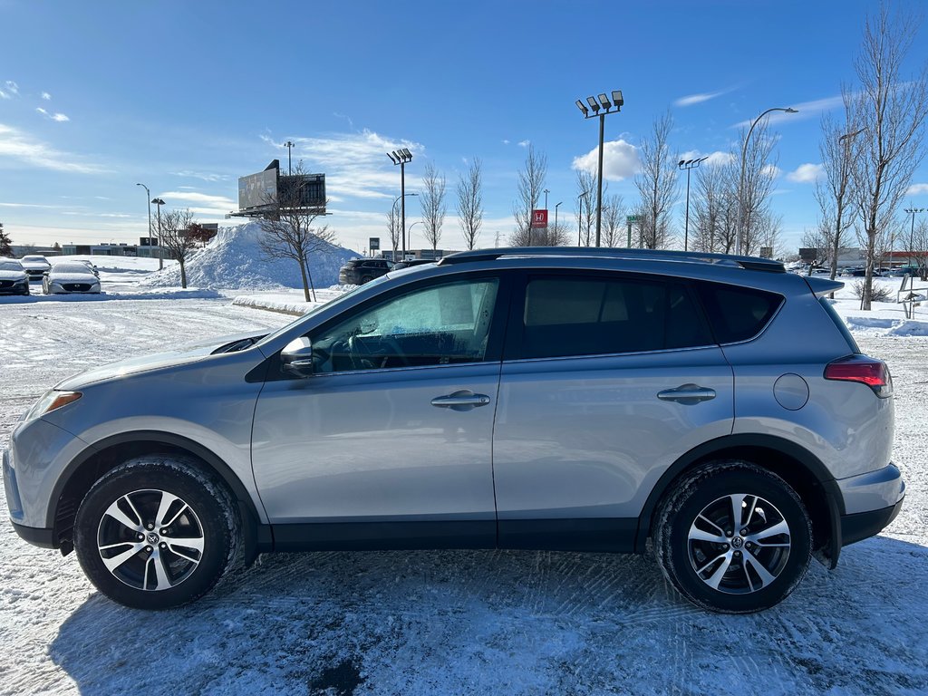 Toyota RAV4 XLE,TRÈS BAS KM 2018 à Boucherville, Québec - 8 - w1024h768px