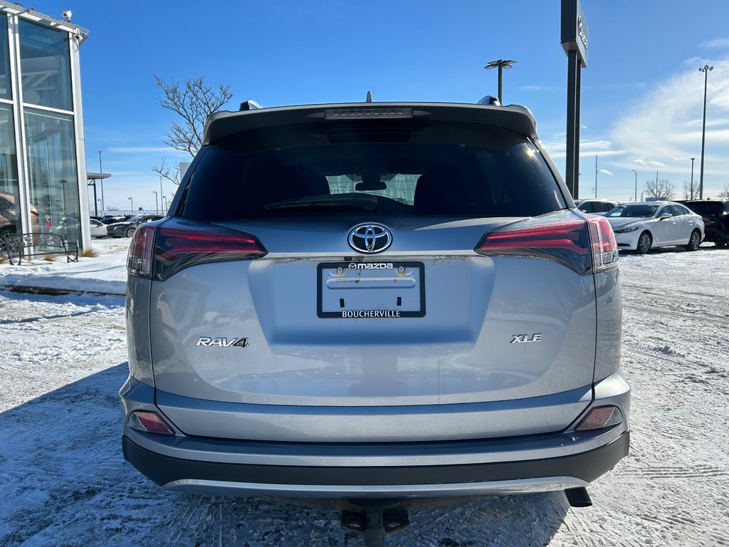 Toyota RAV4 XLE,TRÈS BAS KM 2018 à Boucherville, Québec - 9 - w1024h768px