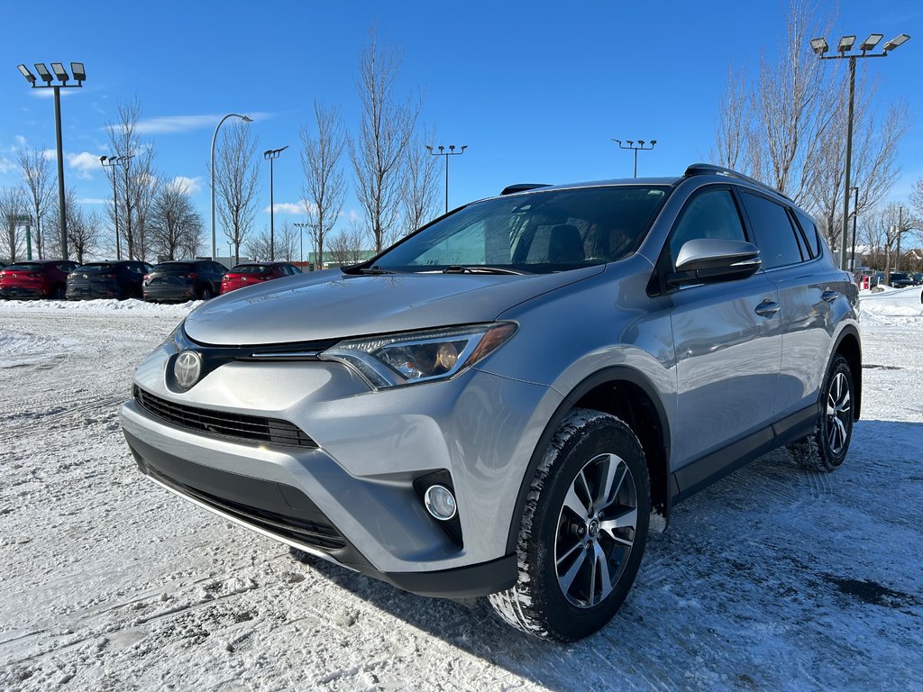 Toyota RAV4 XLE,TRÈS BAS KM 2018 à Boucherville, Québec - 3 - w1024h768px