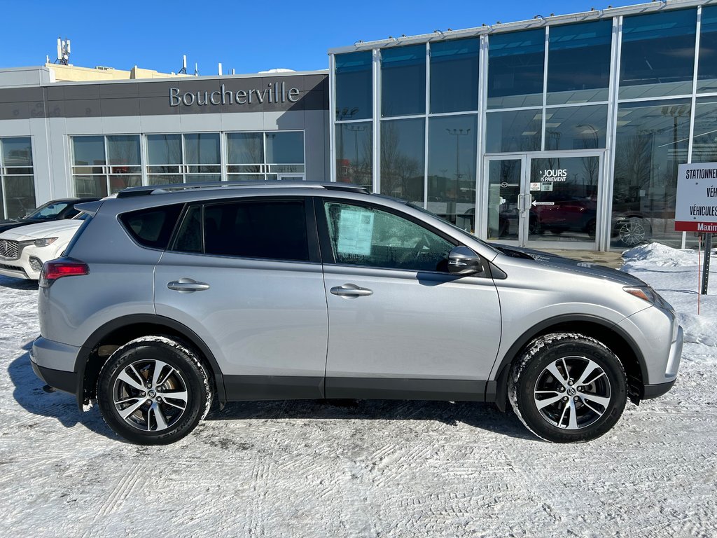 Toyota RAV4 XLE,TRÈS BAS KM 2018 à Boucherville, Québec - 7 - w1024h768px