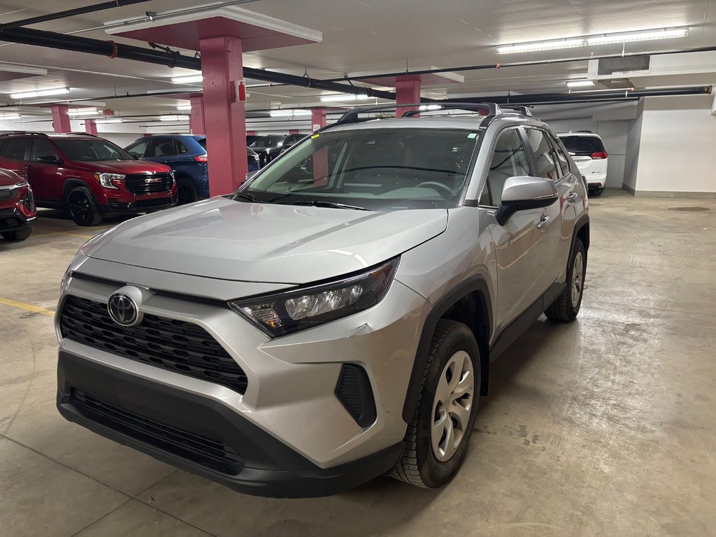 2020 Toyota RAV4 in Montreal, Quebec - 1 - w1024h768px