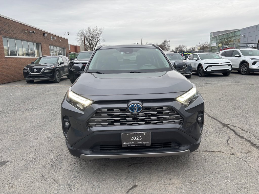 2023 Toyota RAV4 Hybrid Limited in Montréal, Quebec - 1 - w1024h768px