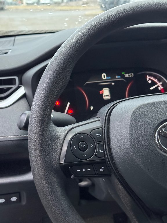 Toyota RAV4 LE AWD Bas Kilométrage 2025 à Terrebonne, Québec - 12 - w1024h768px
