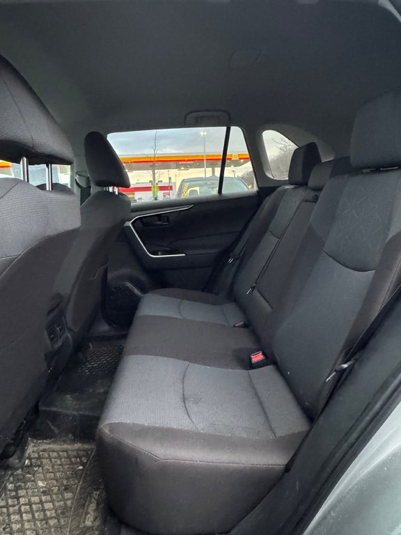 Toyota RAV4 LE AWD Bas Kilométrage 2025 à Terrebonne, Québec - 10 - w1024h768px