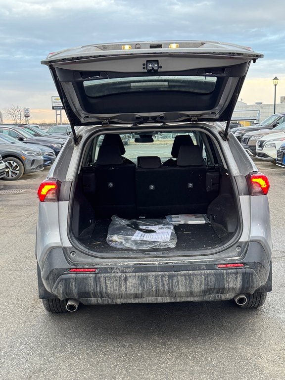 Toyota RAV4 LE AWD Bas Kilométrage 2025 à Terrebonne, Québec - 19 - w1024h768px