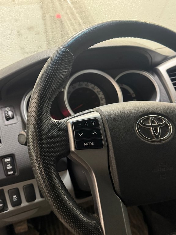 2012 Toyota Tacoma TRD Sport Crew V6  4x4 in Terrebonne, Quebec - 14 - w1024h768px