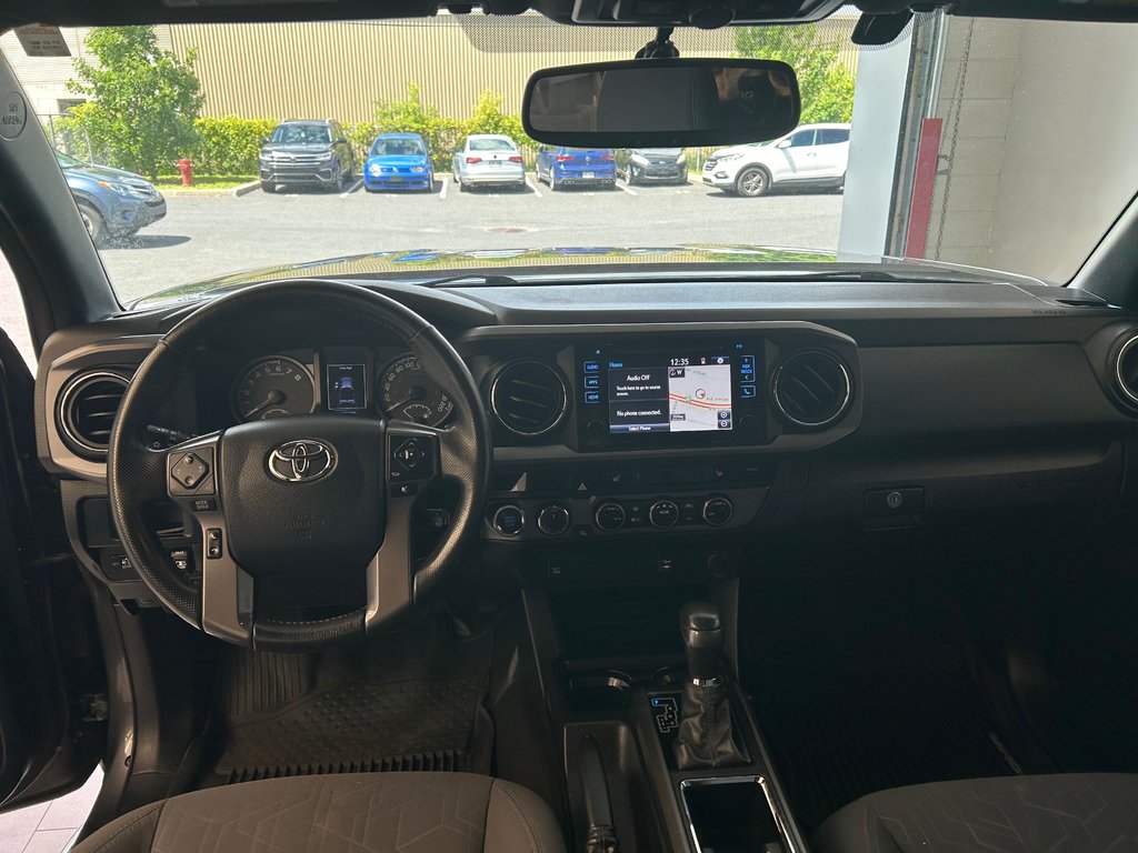 2017 Toyota Tacoma TRD OFF ROAD in Boucherville, Quebec - 36 - w1024h768px