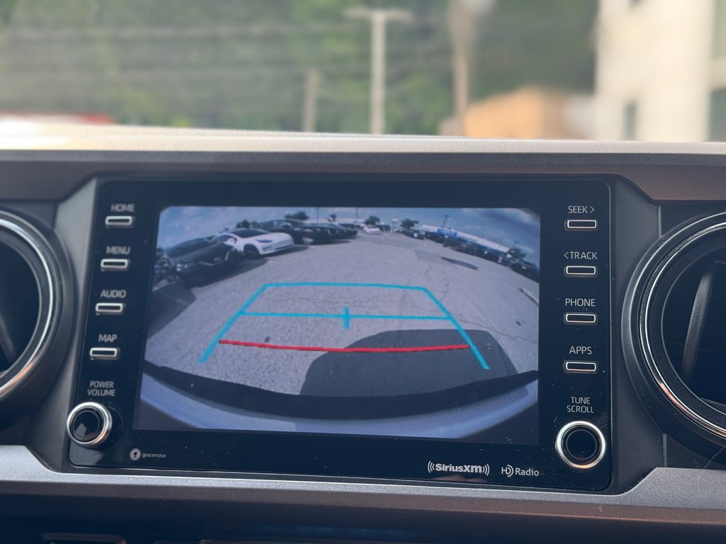 2020 Toyota Tacoma TRD SPORT in Terrebonne, Quebec - 17 - w1024h768px