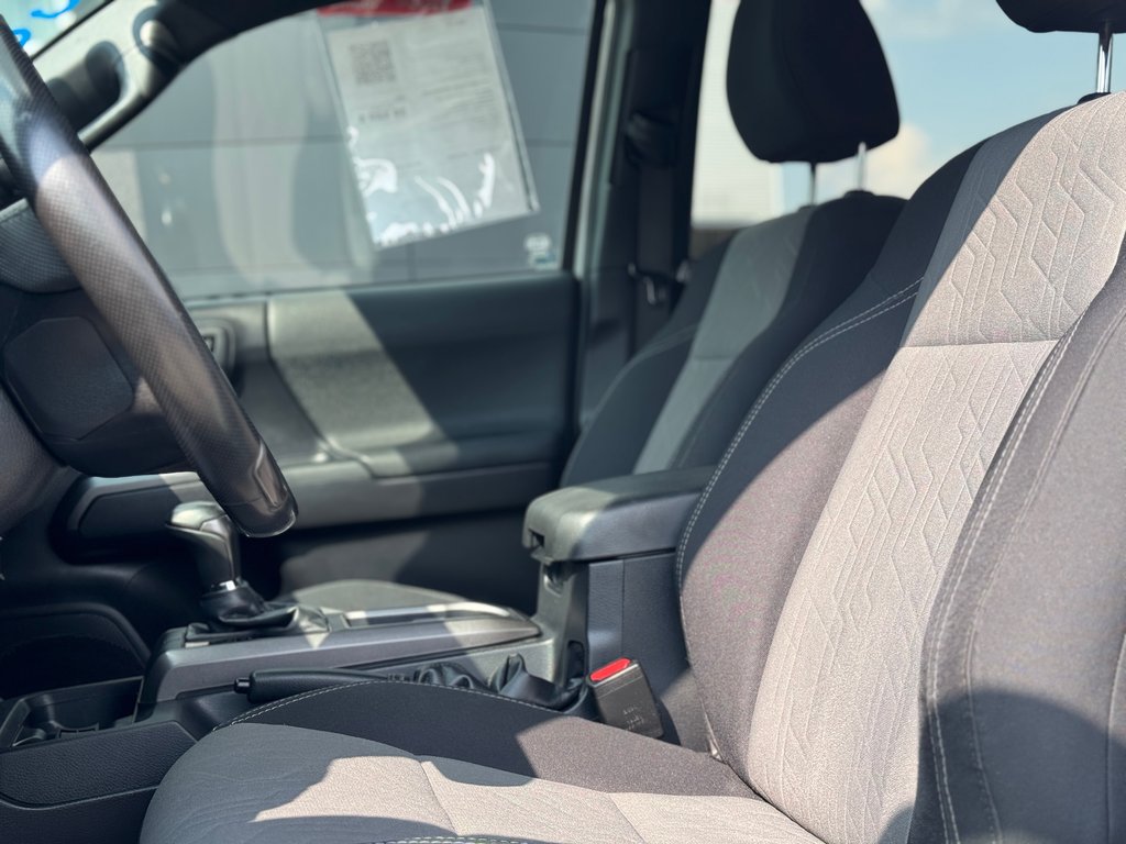 2020 Toyota Tacoma TRD SPORT in Terrebonne, Quebec - 10 - w1024h768px