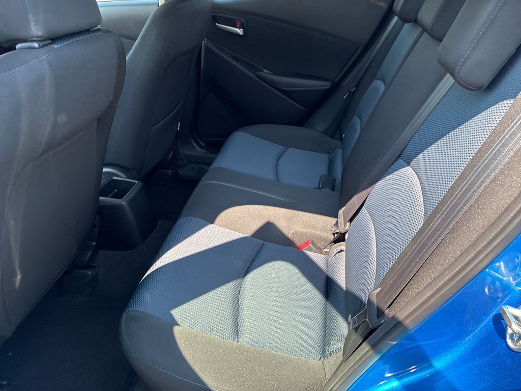 Toyota Yaris Sedan AUT, AIR, BAS KM 2018 à Boucherville, Québec - 9 - w1024h768px