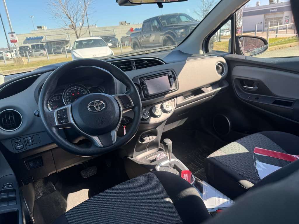2017 Toyota Yaris LE Camera de Recul in Terrebonne, Quebec - 11 - w1024h768px