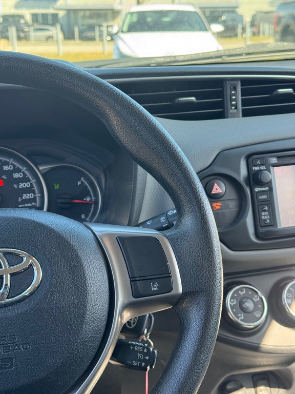 2017 Toyota Yaris LE Camera de Recul in Terrebonne, Quebec - 15 - w1024h768px