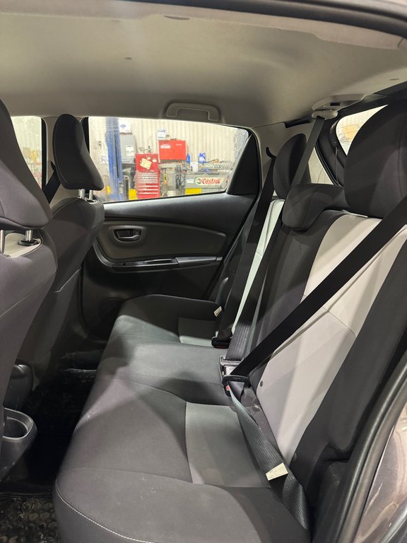 Toyota Yaris Hatchback Caméra De Recul 2018 à Terrebonne, Québec - 10 - w1024h768px