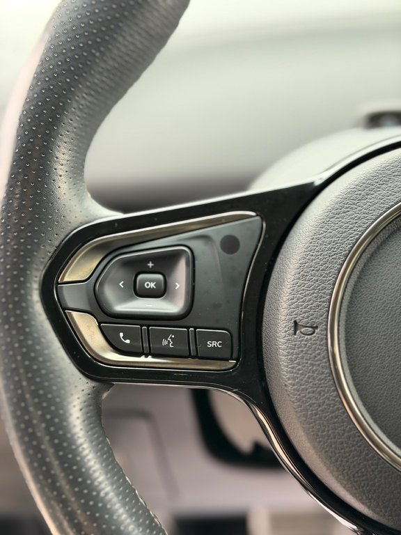 2023 VinFast VF 8 Eco AWD Cuir in Terrebonne, Quebec - 11 - w1024h768px