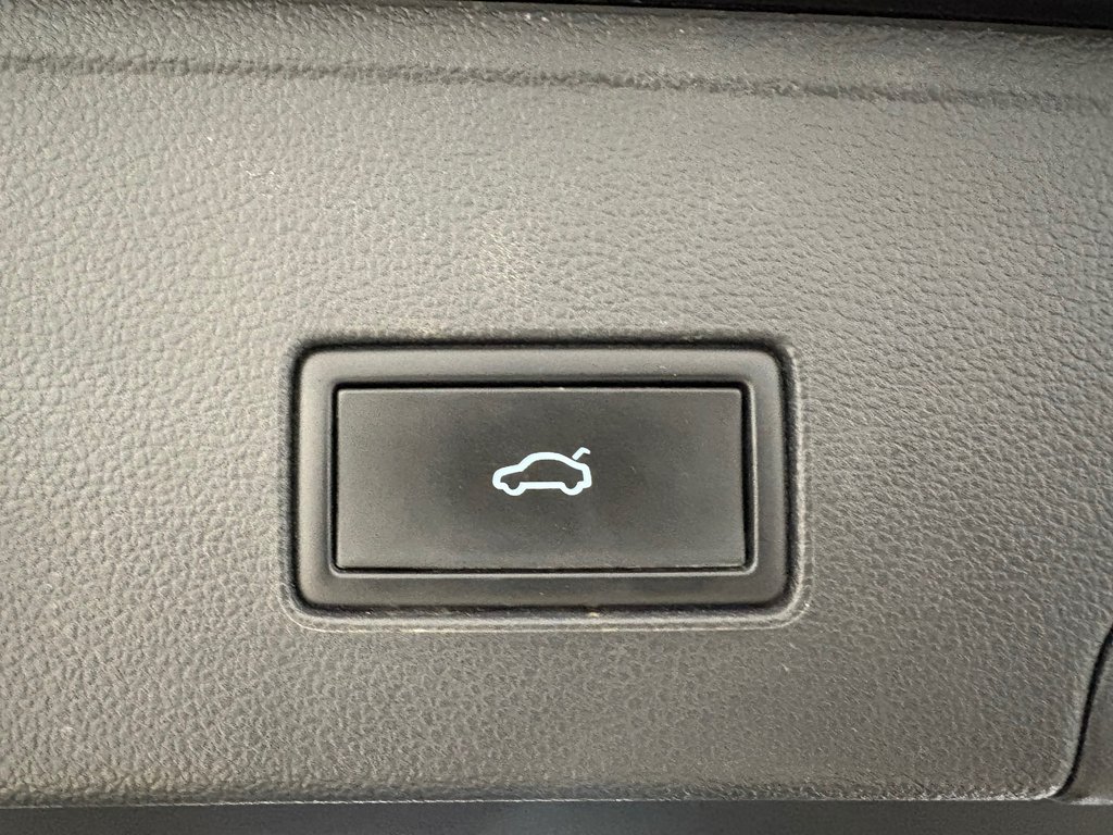 Volkswagen Atlas Cross Sport Comfortline 2022 à Boucherville, Québec - 11 - w1024h768px