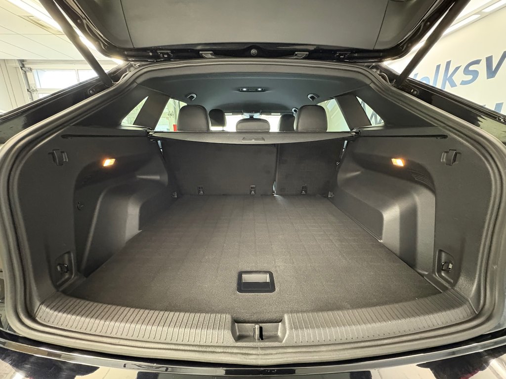 Volkswagen Atlas Cross Sport Comfortline 2022 à Boucherville, Québec - 10 - w1024h768px