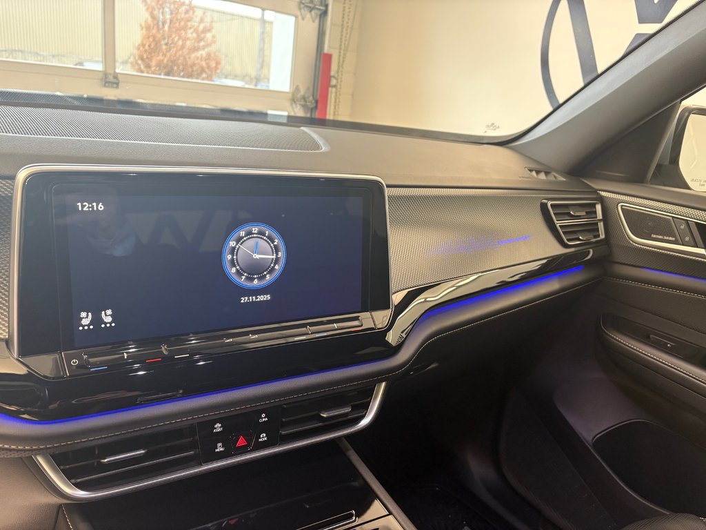 Volkswagen Atlas Cross Sport Highline 2024 à Boucherville, Québec - 23 - w1024h768px