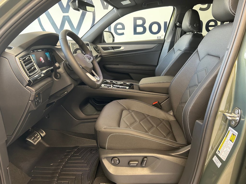 2025 Volkswagen Atlas Cross Sport Comfortline R-Line Black Edition in Boucherville, Quebec - 11 - w1024h768px