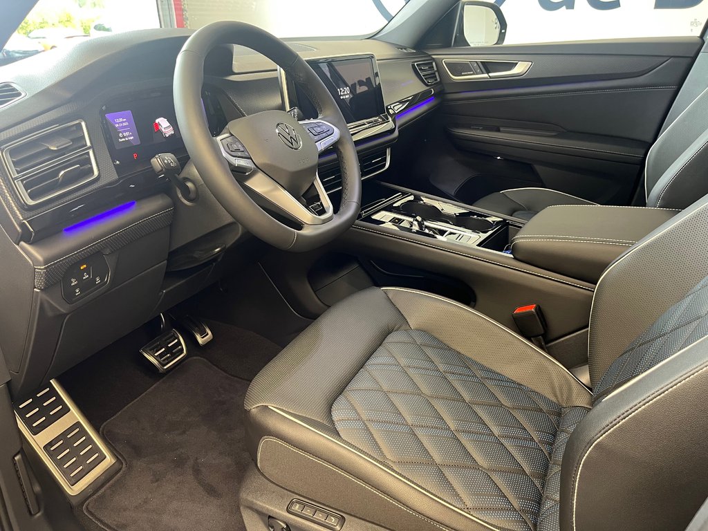 2026 Volkswagen Atlas Cross Sport Execline in Boucherville, Quebec - 22 - w1024h768px