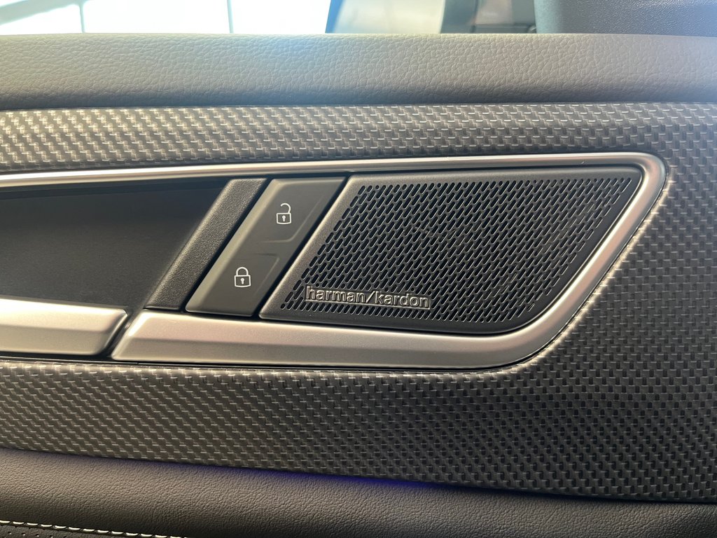 2026 Volkswagen Atlas Cross Sport Execline in Boucherville, Quebec - 11 - w1024h768px