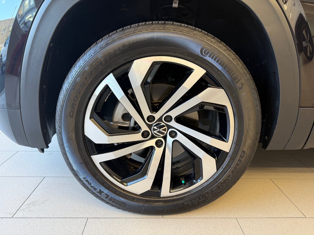 Volkswagen Atlas Highline 2022 à Boucherville, Québec - 16 - w1024h768px