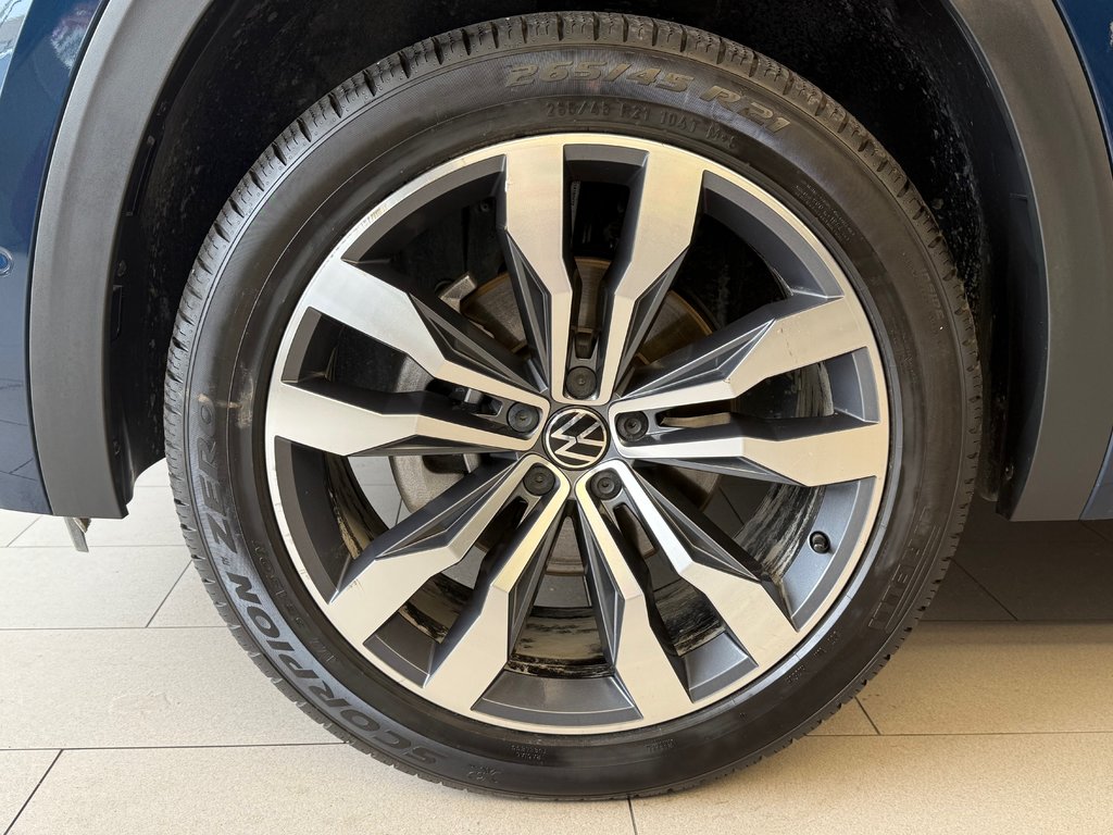 2023 Volkswagen Atlas Execline in Boucherville, Quebec - 15 - w1024h768px