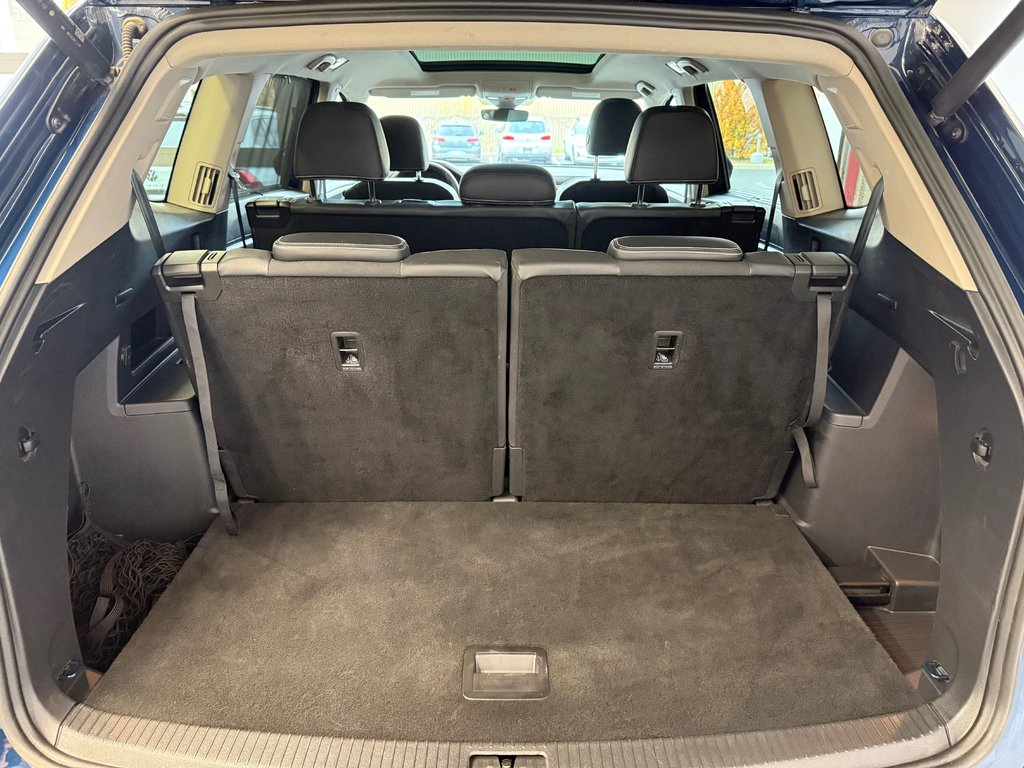 2023 Volkswagen Atlas Execline in Boucherville, Quebec - 32 - w1024h768px