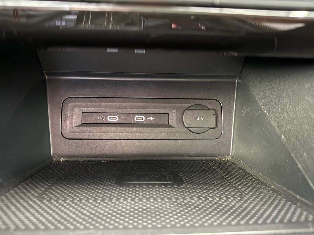 2023 Volkswagen Atlas Execline in Boucherville, Quebec - 23 - w1024h768px