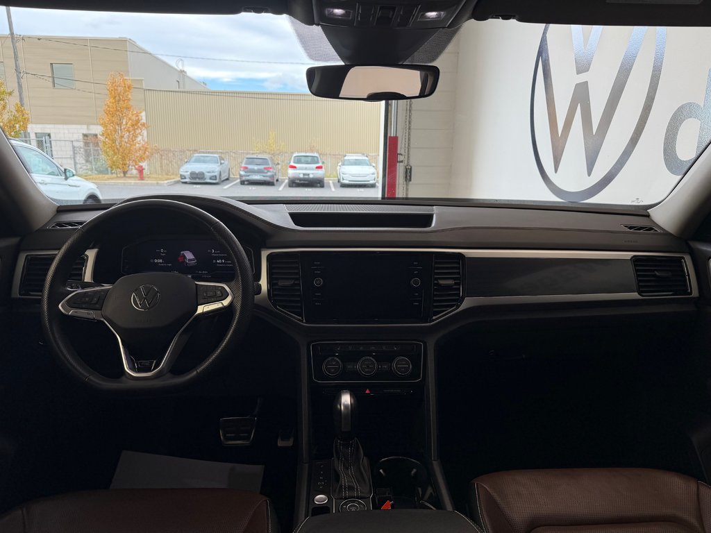 2023 Volkswagen Atlas Execline in Boucherville, Quebec - 29 - w1024h768px