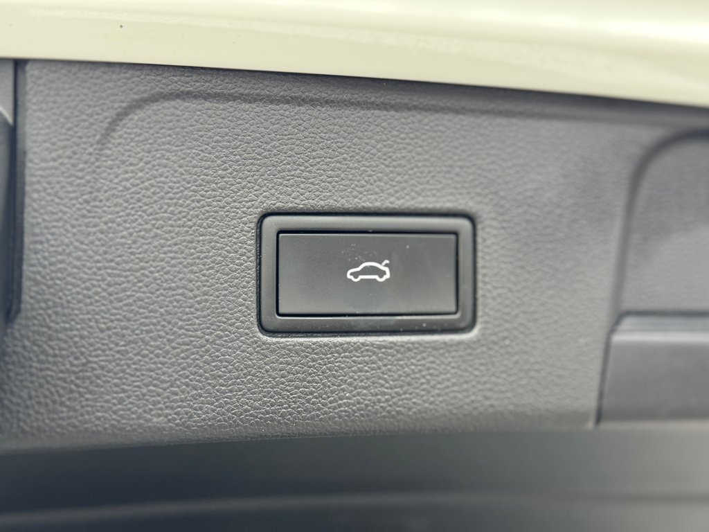 Volkswagen Atlas Execline Cuir Toit panoramique Bas Kilométrage 2023 à Terrebonne, Québec - 31 - w1024h768px