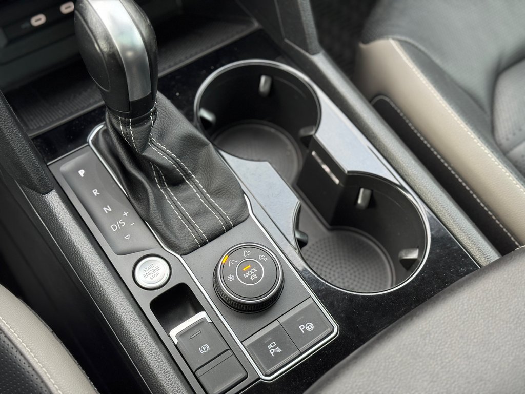 Volkswagen Atlas Execline Cuir Toit panoramique Bas Kilométrage 2023 à Terrebonne, Québec - 22 - w1024h768px