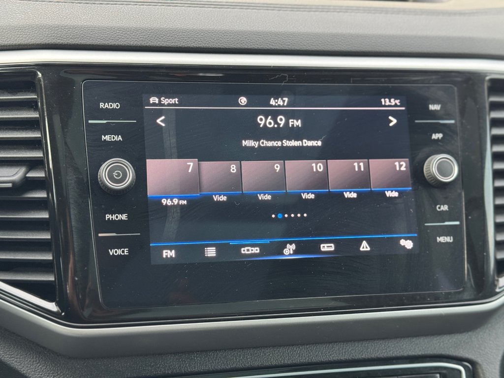 Volkswagen Atlas Execline Cuir Toit panoramique Bas Kilométrage 2023 à Terrebonne, Québec - 18 - w1024h768px