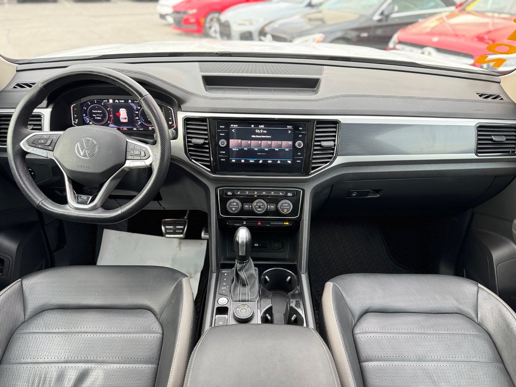 Volkswagen Atlas Execline Cuir Toit panoramique Bas Kilométrage 2023 à Terrebonne, Québec - 24 - w1024h768px