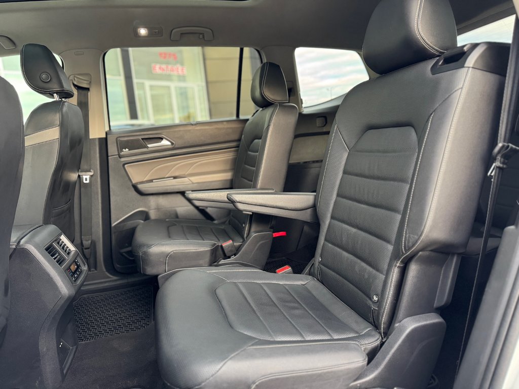 Volkswagen Atlas Execline Cuir Toit panoramique Bas Kilométrage 2023 à Terrebonne, Québec - 25 - w1024h768px